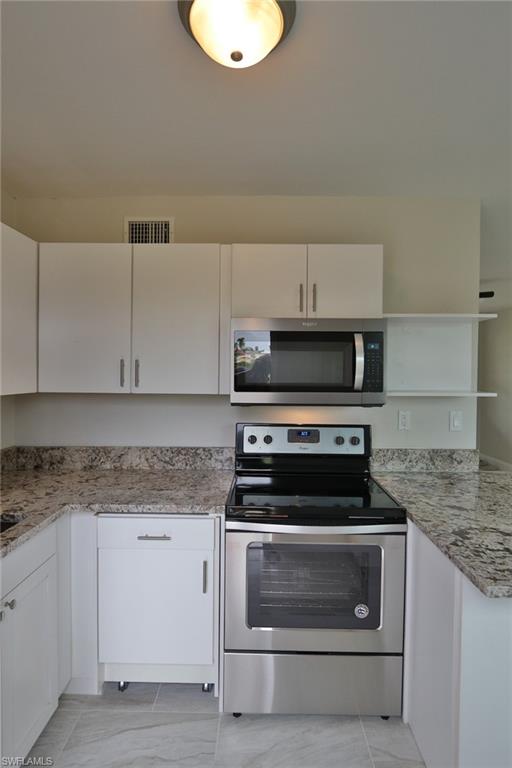 11 California Rd B Property Photo 21
