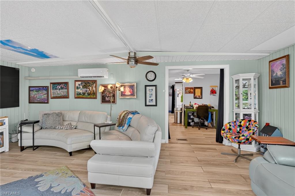 14633 Paul Revere Loop Property Photo 30