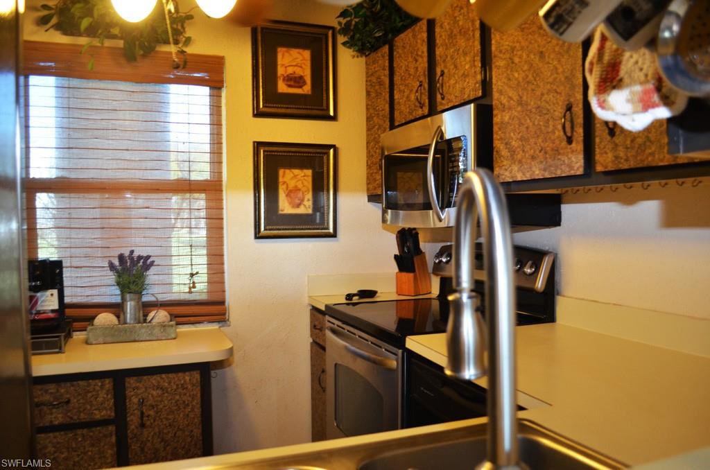 1624 Pine Valley Dr 118 Property Photo 10