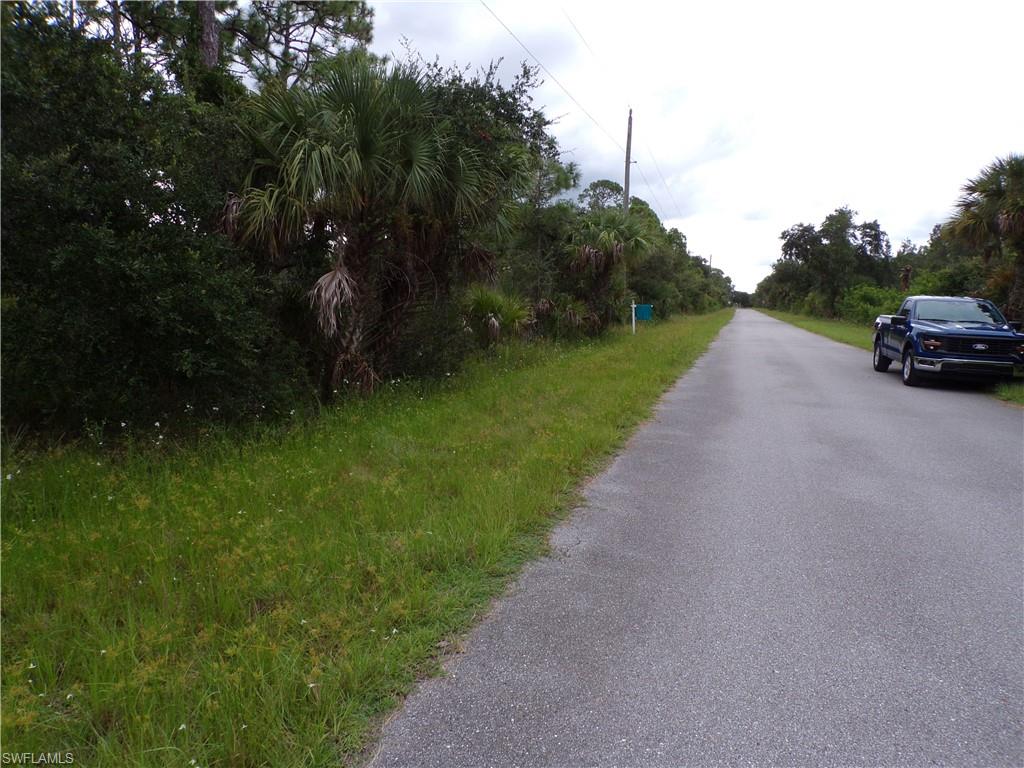 26403 Brooks Rd Property Photo 4
