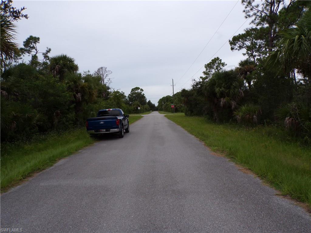 26403 Brooks Rd Property Photo 10