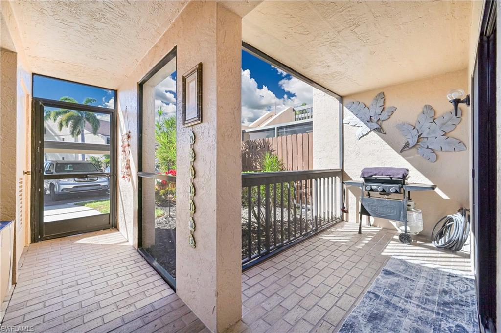 15488 Admiralty Cir 2 Property Photo 24
