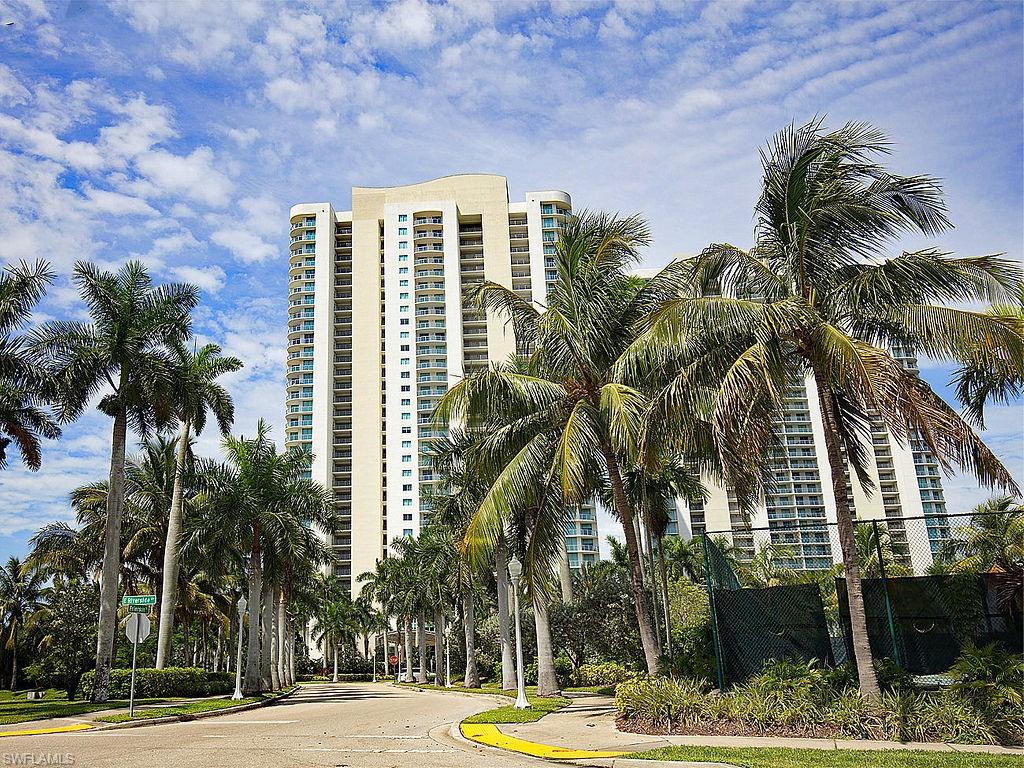 3000 Oasis Grand Blvd 505 Property Photo 1