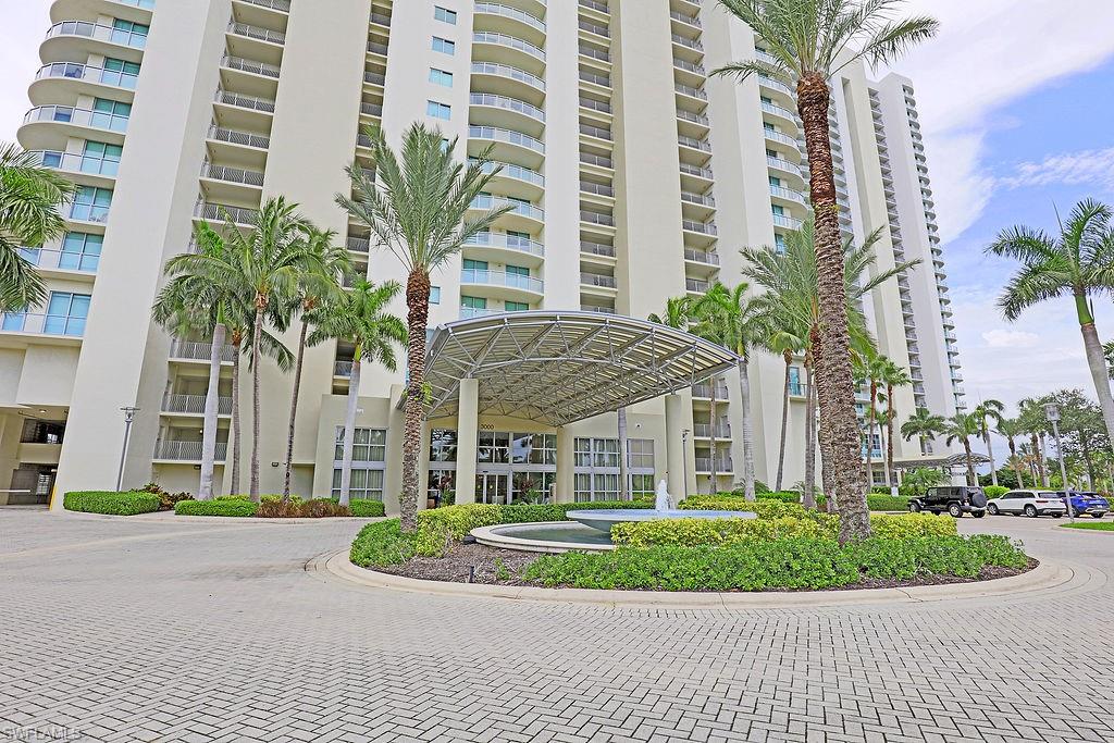 3000 Oasis Grand Blvd 505 Property Photo 2