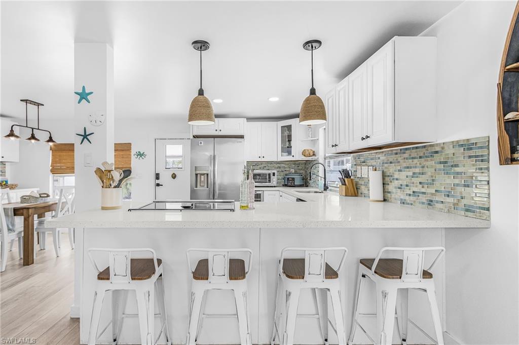 3653 Dewberry Ln Property Photo 3
