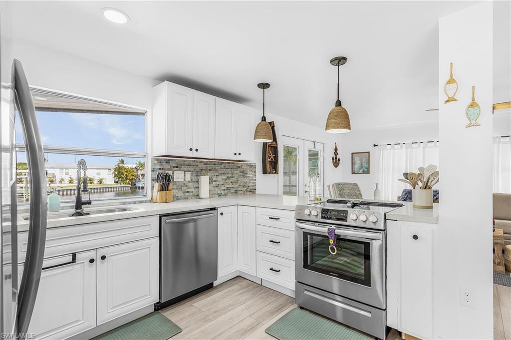 3653 Dewberry Ln Property Photo 10