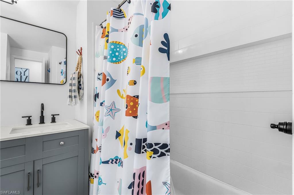 3653 Dewberry Ln Property Photo 16