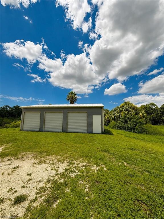 19450 Donna Dr Property Photo 5