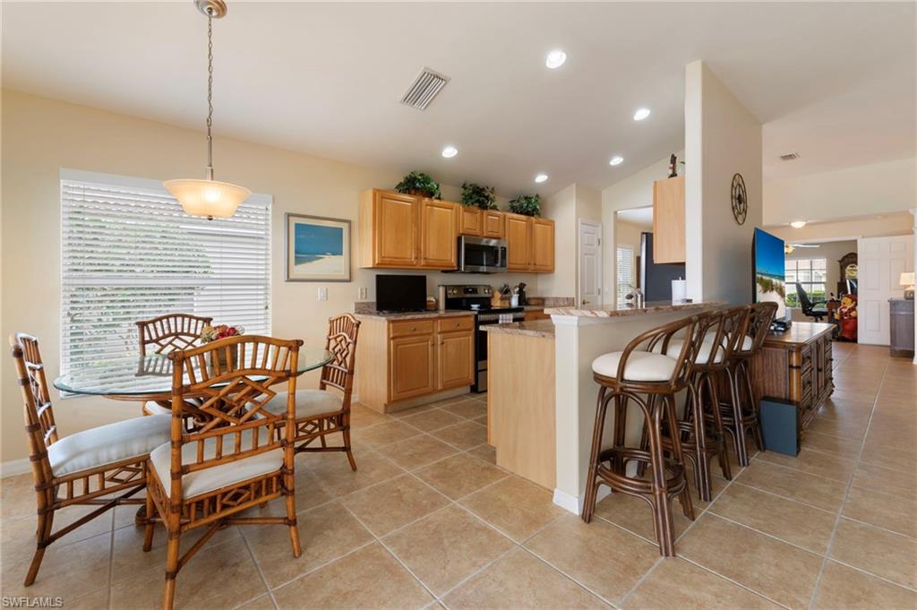 10025 Majestic Ave Property Photo 9