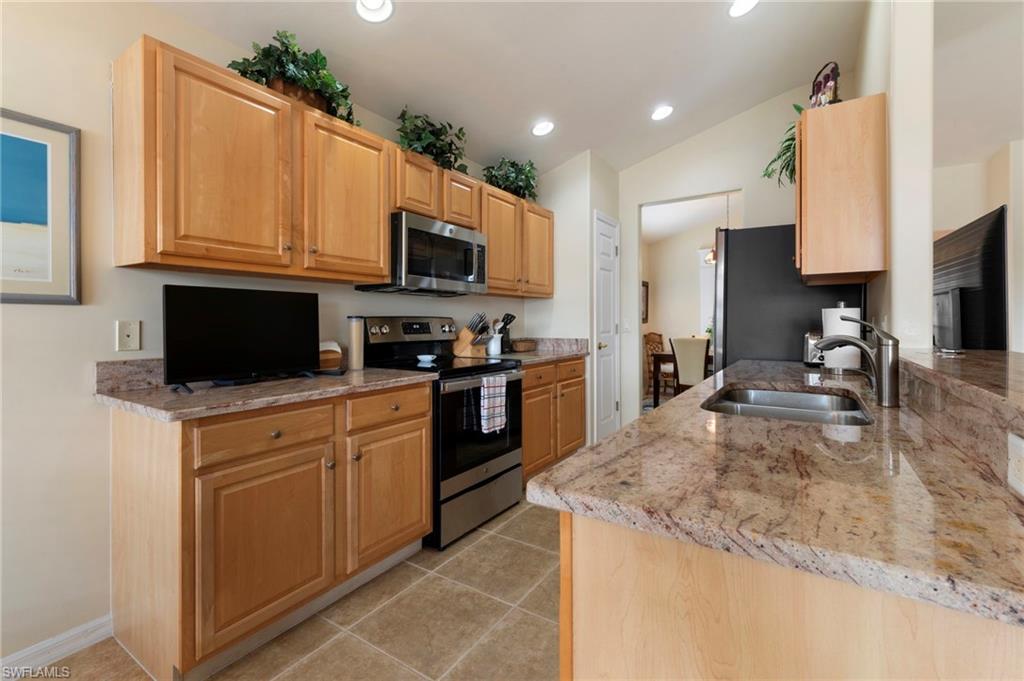 10025 Majestic Ave Property Photo 17