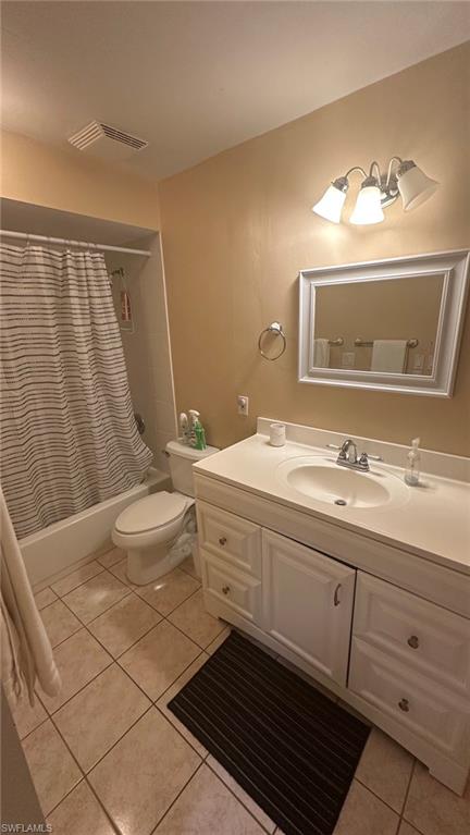 13126 Feather Sound Dr 316 Property Photo 14
