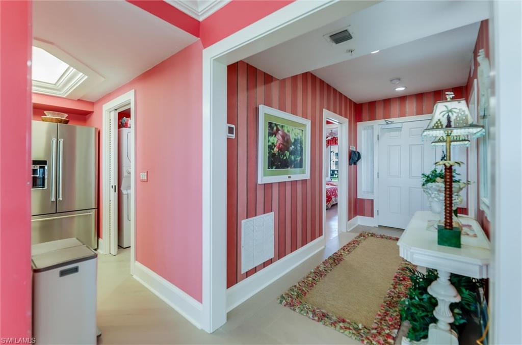 1647 Lands End Property Photo 5