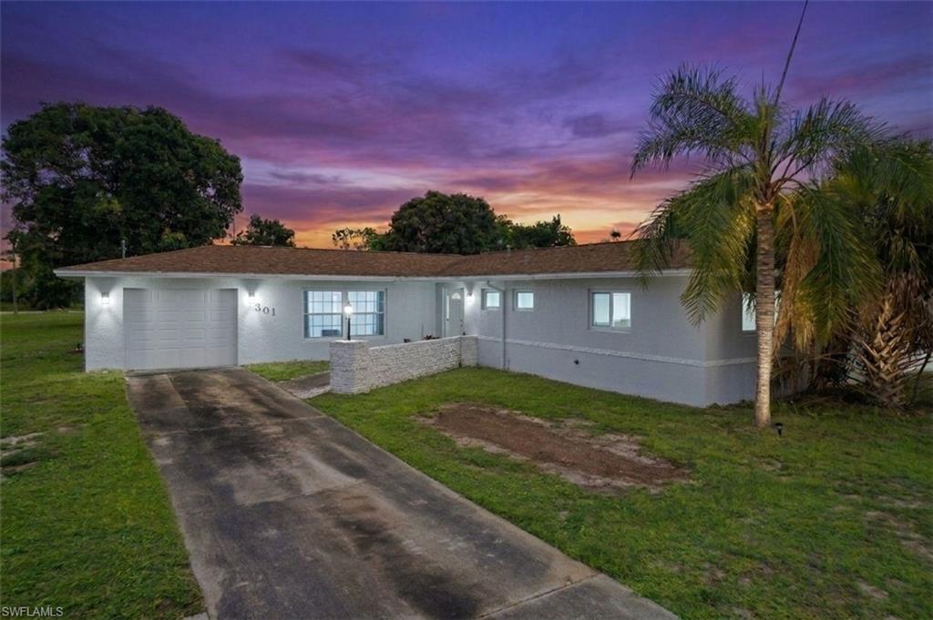 301 Hollywood St Property Photo 1