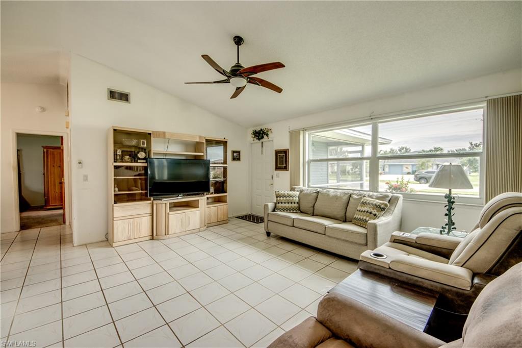 1324 Gleason Pkwy Property Photo 8
