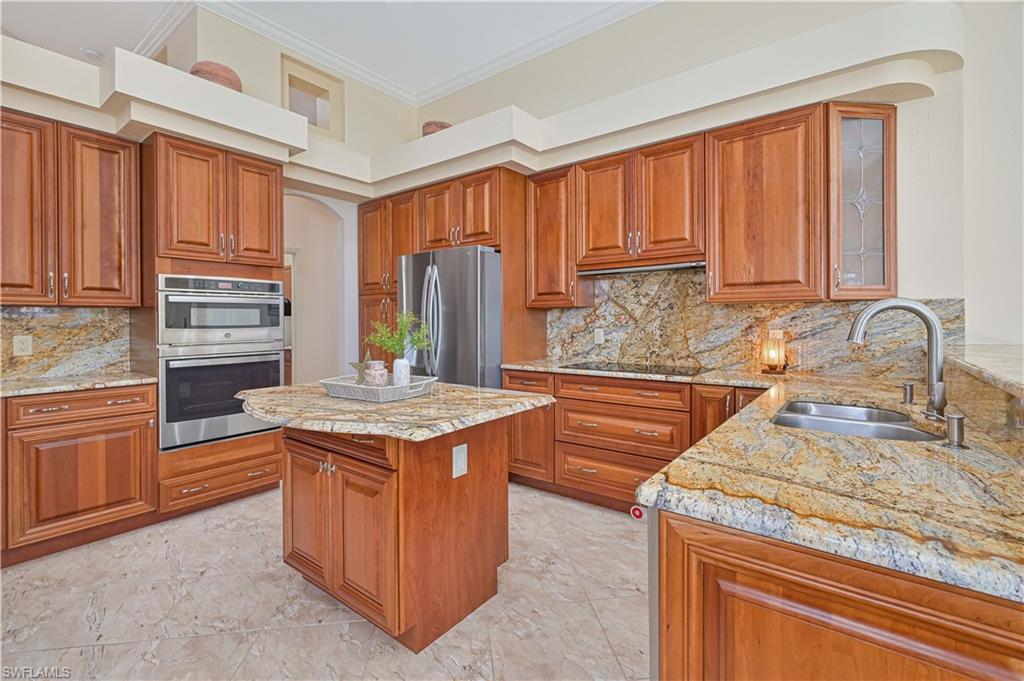 5514 Merlyn Ln Property Photo 27