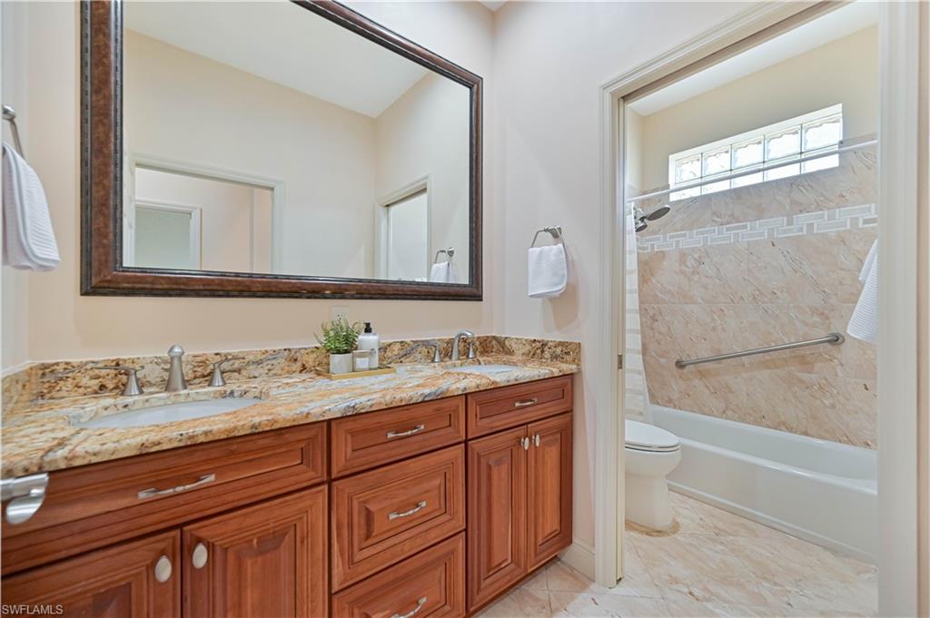 5514 Merlyn Ln Property Photo 41