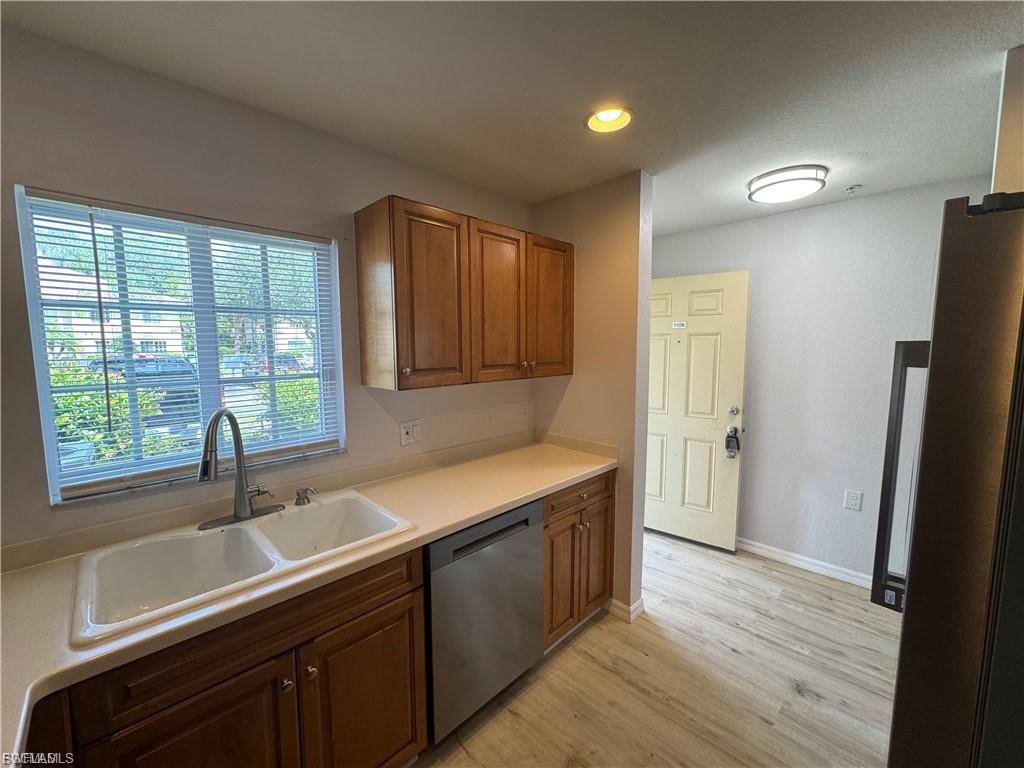 9445 Ivy Brook Run 1106 Property Photo 5