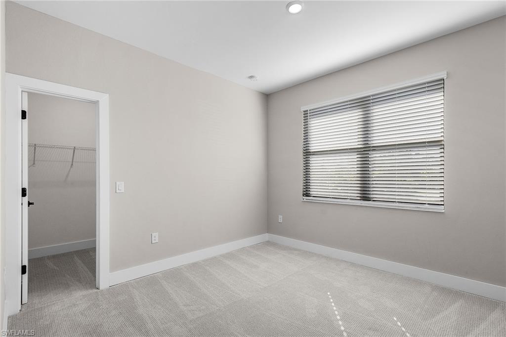 401 Sw 32nd Ter Property Photo 18