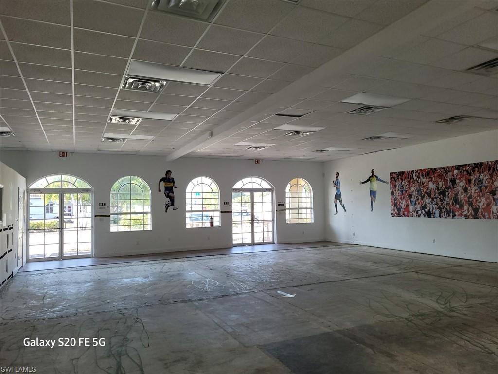 131 Del Prado Blvd S 1-2 Property Photo 4