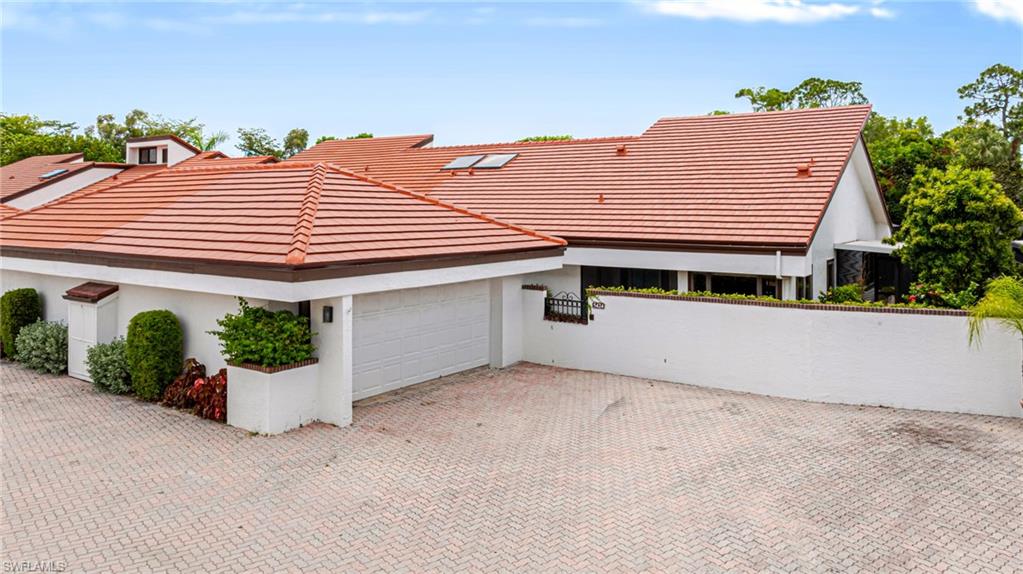 5424 Harbour Castle Dr Property Photo 1