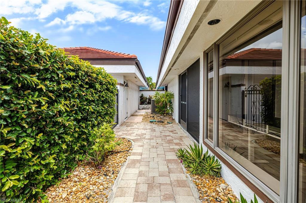 5424 Harbour Castle Dr Property Photo 34