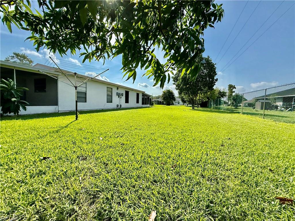 48 Heath Aster Ln Property Photo 8