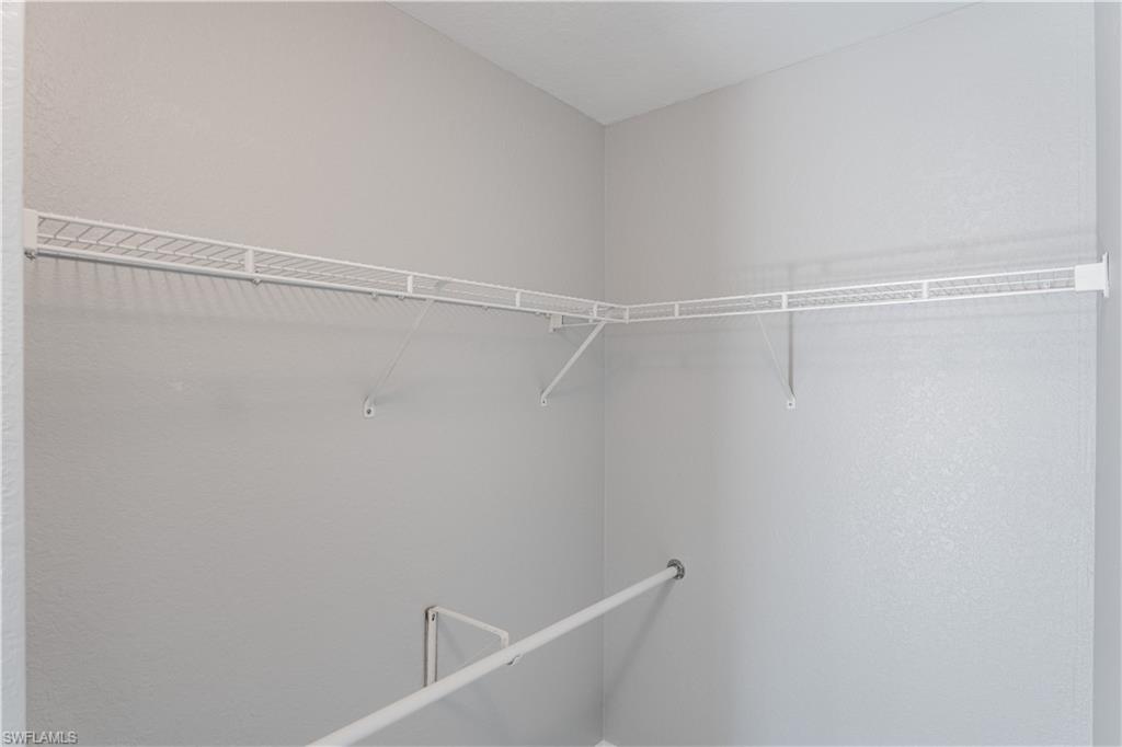 1227 Se 23rd Pl 3 Property Photo 17