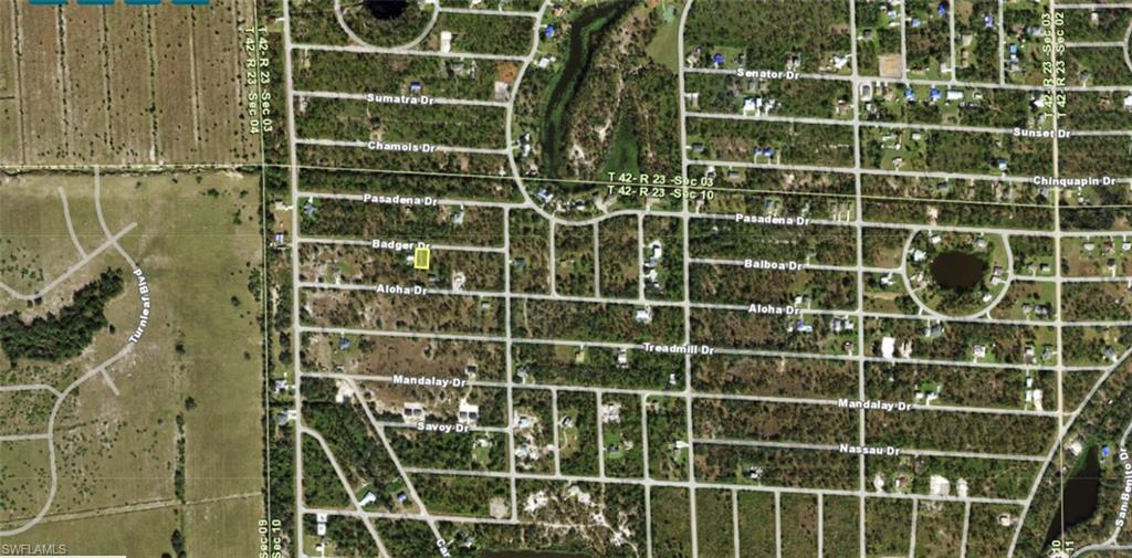 27101 & 27105 Badger Dr Property Photo 3