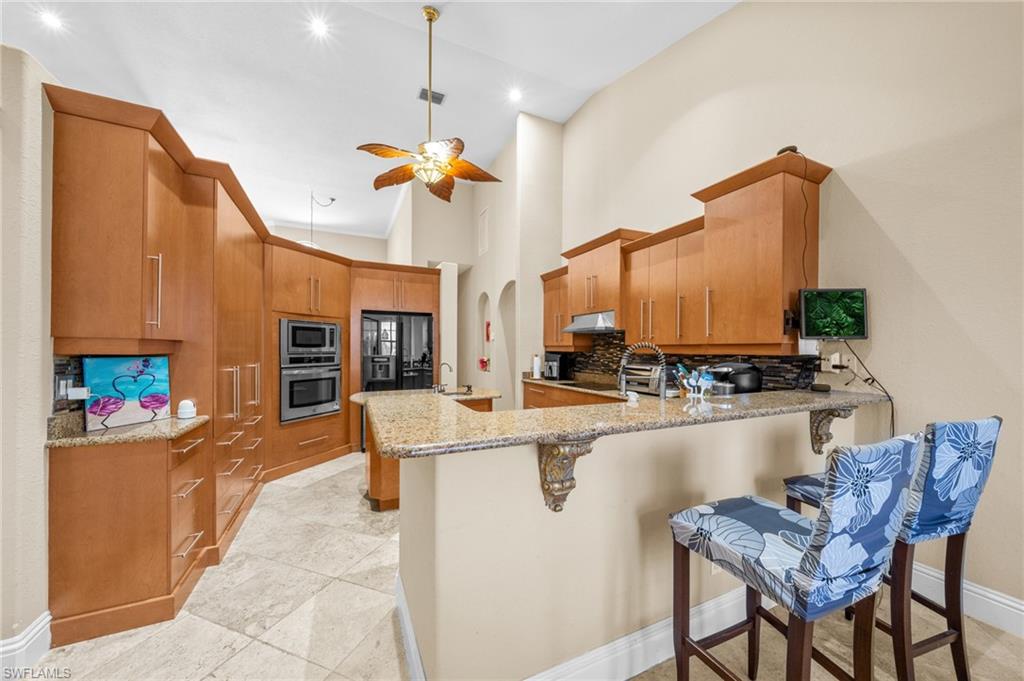 4007 Surfside Blvd Property Photo 12