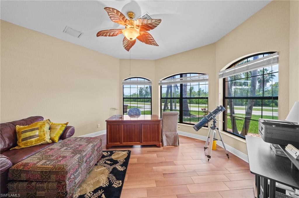 4007 Surfside Blvd Property Photo 21