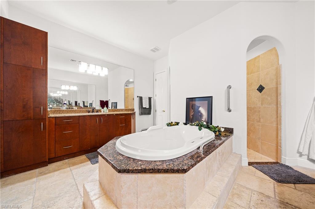 4007 Surfside Blvd Property Photo 25