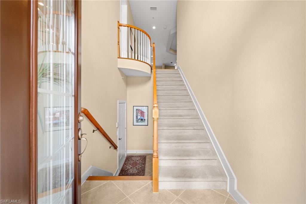 10391 Glastonbury Cir 202 Property Photo 6