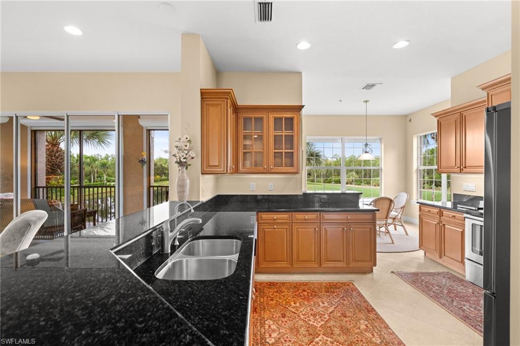 10391 Glastonbury Cir 202 Property Photo 15