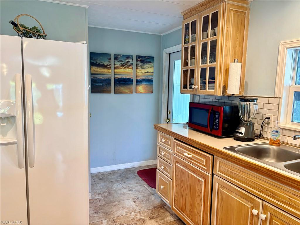 2777 Indianwood Dr Property Photo 10