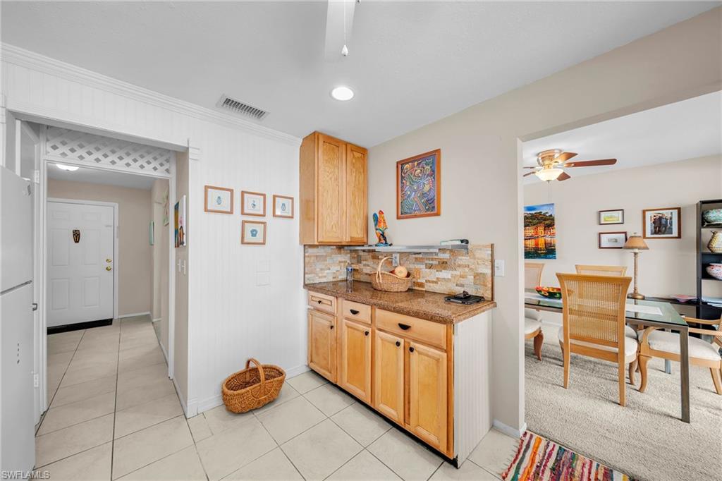 13540 Stratford Place Cir 202 Property Photo 8
