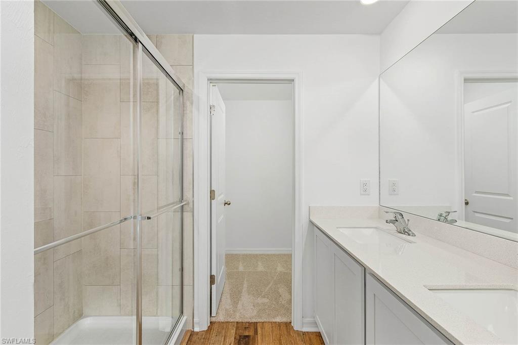 409 Broadmoor St E Property Photo 7