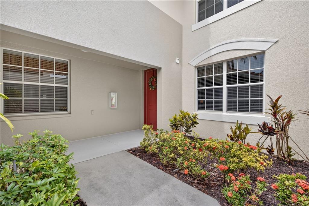 1672 Tarpon Bay Dr S 102 Property Photo 32