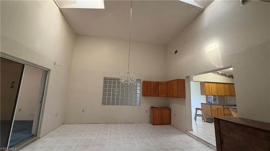 2815 Nw 26th Ter Property Photo 8