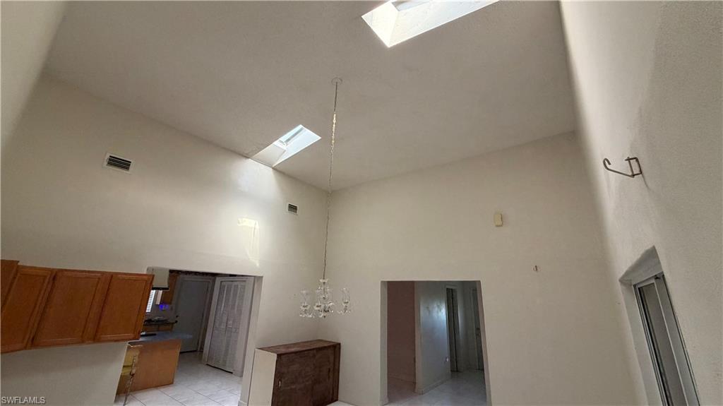 2815 Nw 26th Ter Property Photo 10
