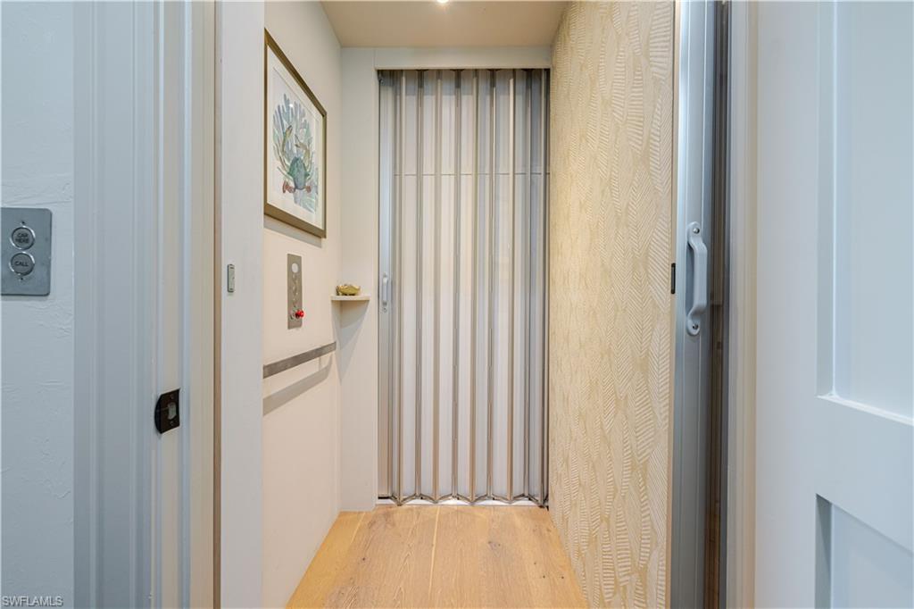 1247 Blue Hill Creek Dr Property Photo 27