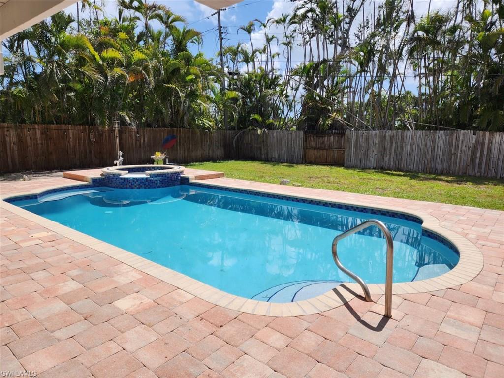 15410 Allen Way Property Photo 1