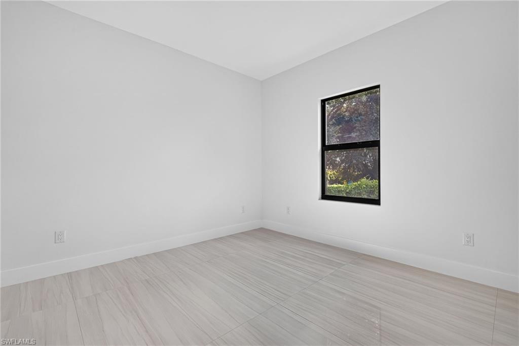 3814 34th St Sw Property Photo 11