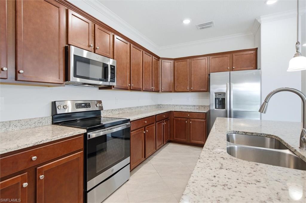 14467 Cantabria Dr Property Photo 8