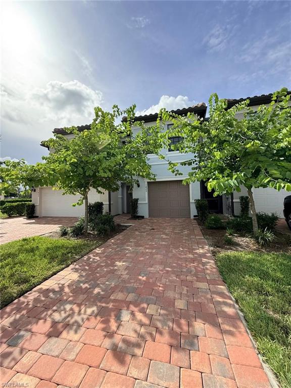1425 Weeping Willow CT Property Photo 1