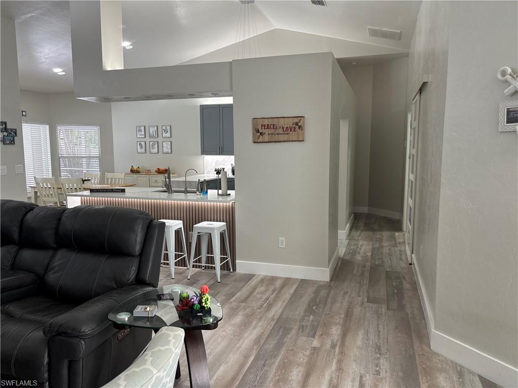 11670 Pine Hammock Cir Property Photo 4