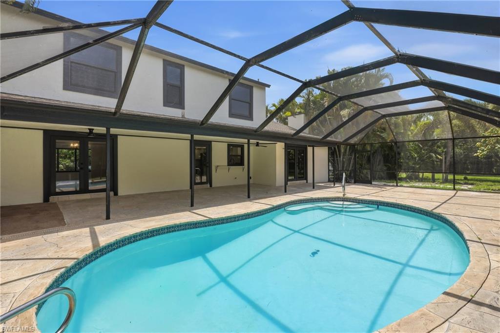 3691 Hyde Park Ct Property Photo 2