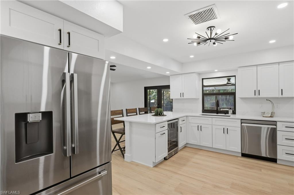 3691 Hyde Park Ct Property Photo 13