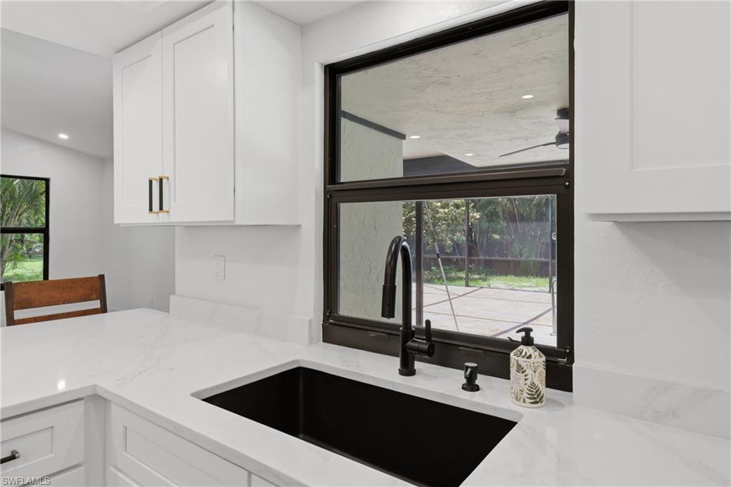 3691 Hyde Park Ct Property Photo 15