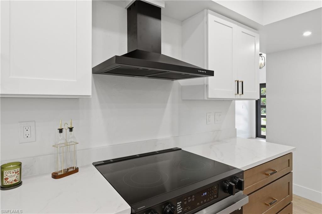 3691 Hyde Park Ct Property Photo 16
