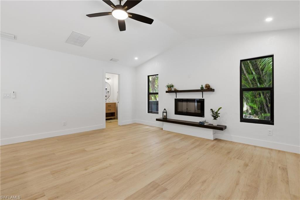 3691 Hyde Park Ct Property Photo 23